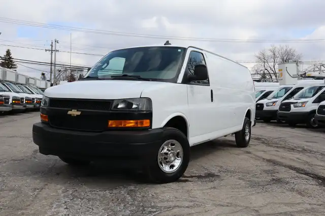 Chevrolet Express Cutaway 2500 CARGO ALLONGÉ / 44.000 KM CERTIFI - Photo 4