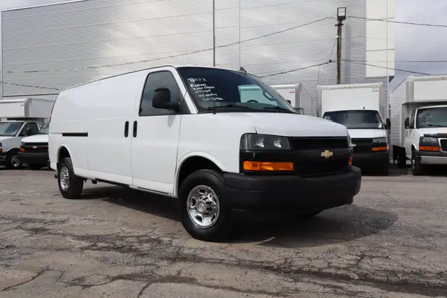 Chevrolet Express Cutaway 2500 CARGO ALLONGÉ / 44.000 KM CERTIFI - Photo 6