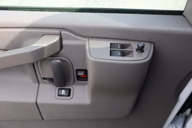 Chevrolet Express Cutaway 2500 CARGO ALLONGÉ / 44.000 KM CERTIFI - Photo 13