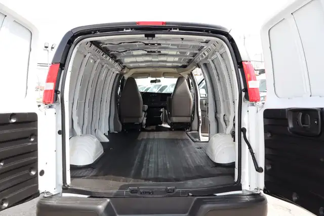 Chevrolet Express Cutaway 2500 CARGO ALLONGÉ / 44.000 KM CERTIFI - Photo 16