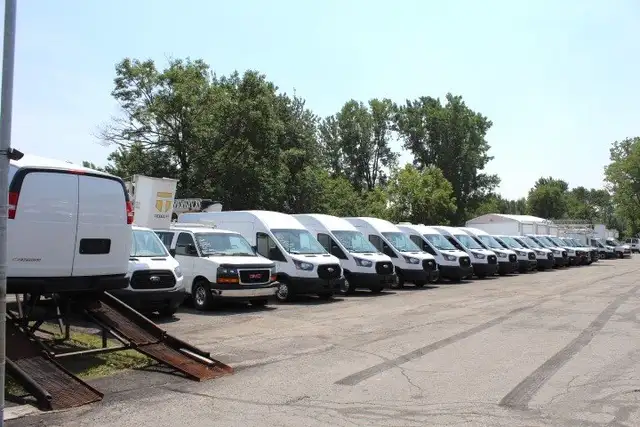 Ford Transit Cargo Van TRANSIT T-250 CUBE 14 PIEDS ROUE SIMPLE / - Photo 34