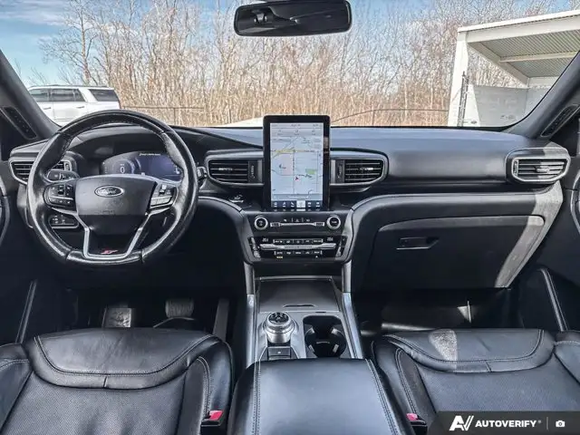 2020 Ford Explorer ST | HEATED & COOLED SEATS | PANO-ROOF - Photo 11