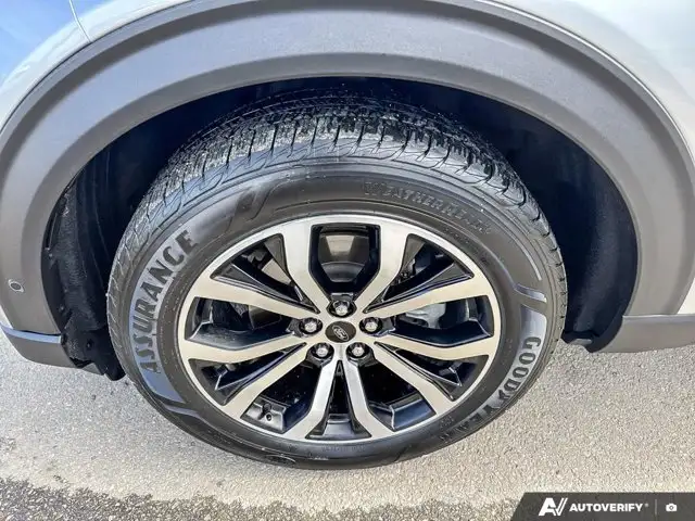 2020 Ford Explorer ST | HEATED & COOLED SEATS | PANO-ROOF - Photo 19