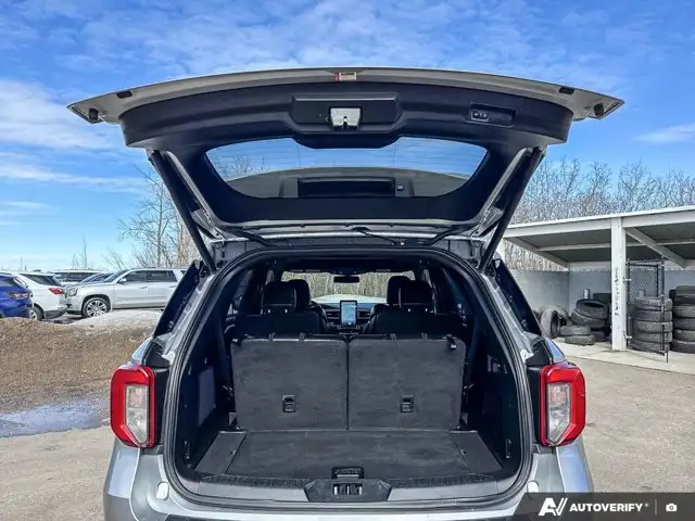 2020 Ford Explorer ST | HEATED & COOLED SEATS | PANO-ROOF - Photo 20
