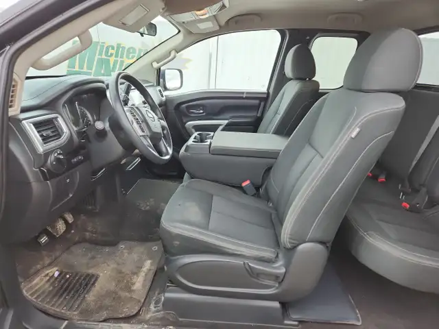 2018 Nissan Titan - Photo 13
