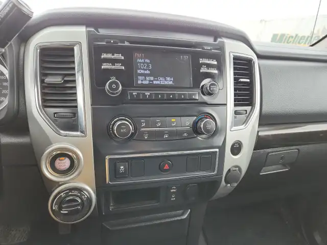 2018 Nissan Titan - Photo 20