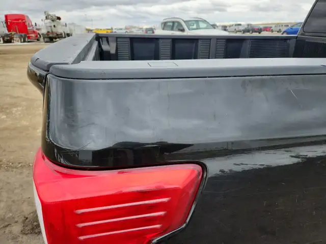 2018 Nissan Titan - Photo 33