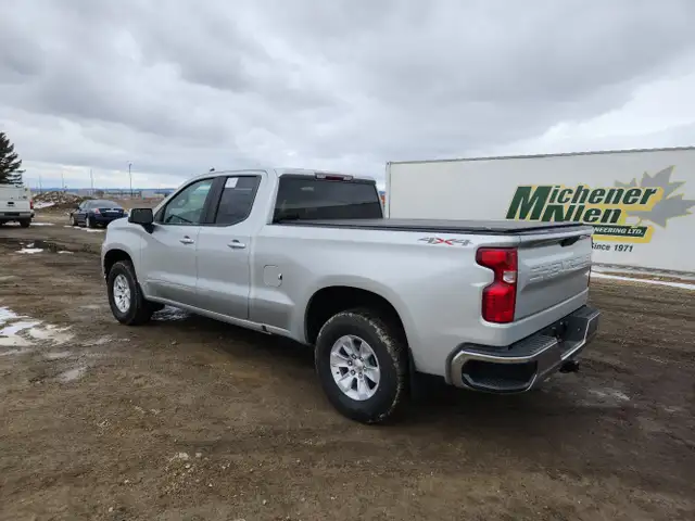 2020 Chevrolet Silverado 1500 - Photo 3