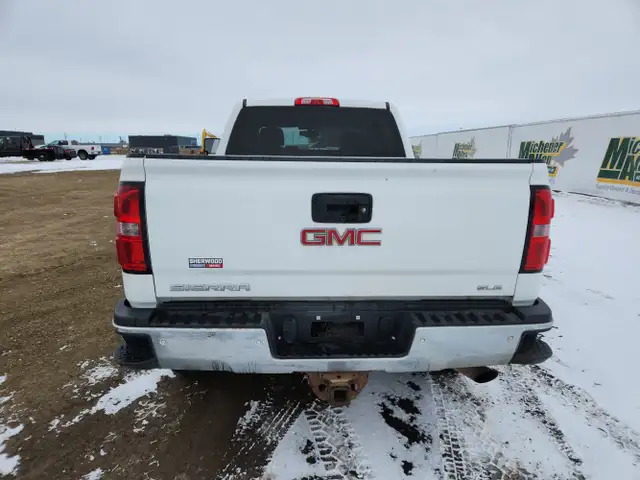 2016 GMC Sierra 3500HD - Photo 7