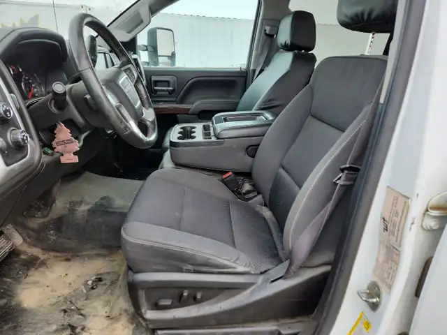 2016 GMC Sierra 3500HD - Photo 22