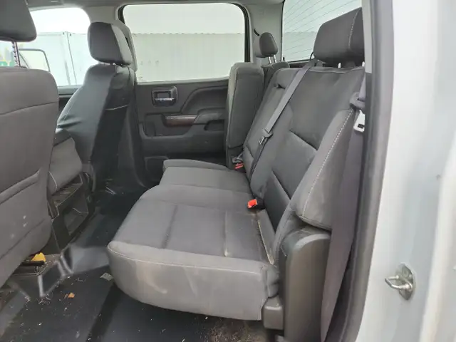 2016 GMC Sierra 3500HD - Photo 23