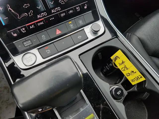 2019 Audi Q8 - Photo 15