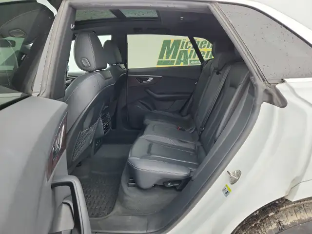 2019 Audi Q8 - Photo 20
