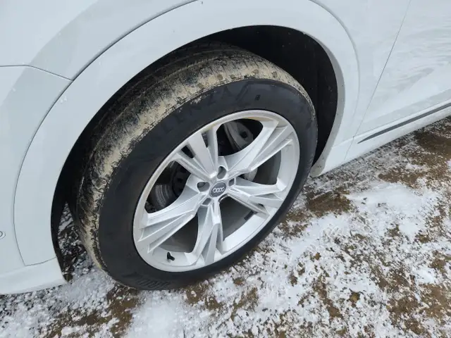 2019 Audi Q8 - Photo 28