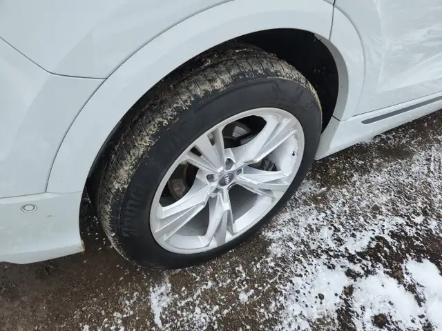 2019 Audi Q8 - Photo 30