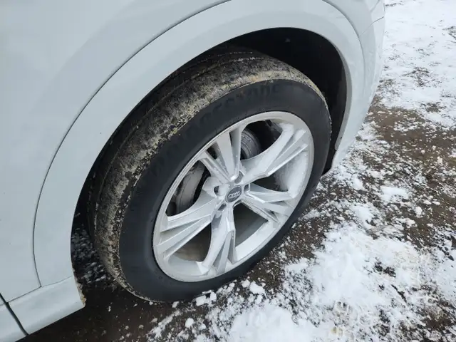 2019 Audi Q8 - Photo 31