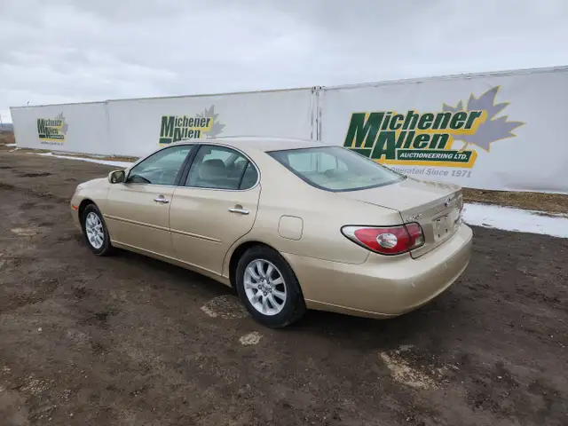 2003 Lexus ES 300 - Photo 2