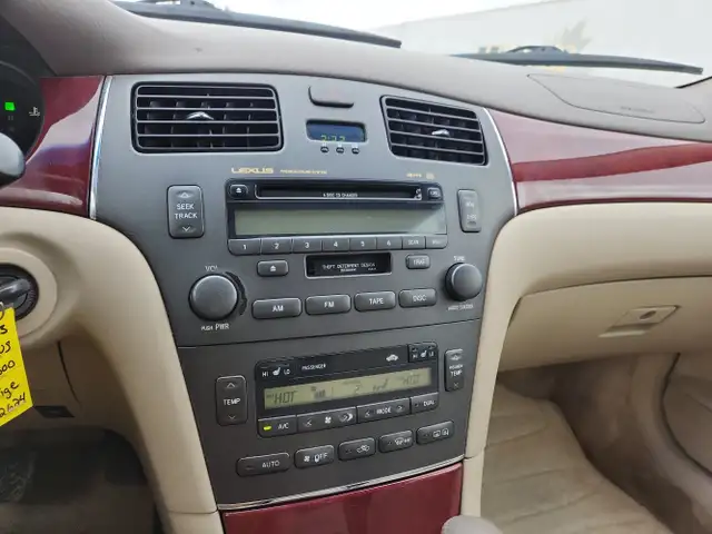 2003 Lexus ES 300 - Photo 23