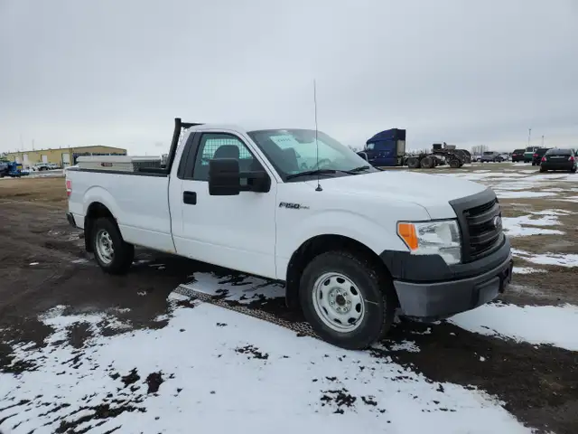 2014 Ford F-150 w/Heavy Duty Payload Package - Photo 4