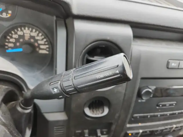 2014 Ford F-150 w/Heavy Duty Payload Package - Photo 9