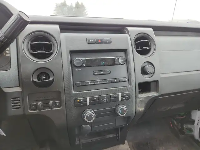 2014 Ford F-150 w/Heavy Duty Payload Package - Photo 11