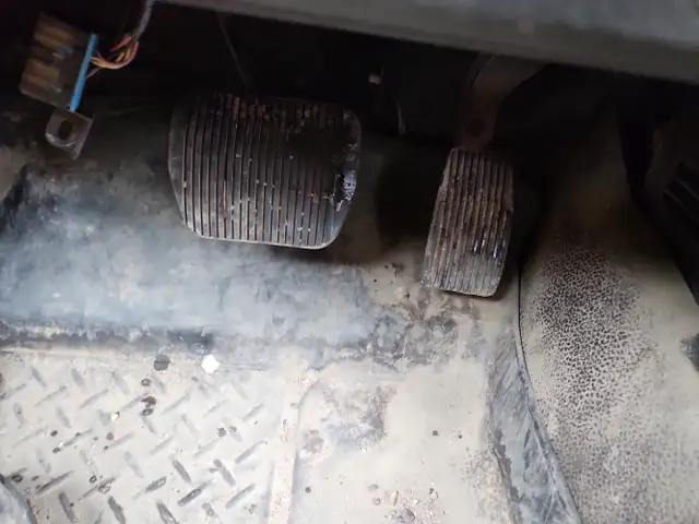 2014 Ford F-150 w/Heavy Duty Payload Package - Photo 12