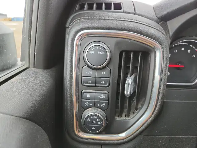 2021 Chevrolet Silverado 2500HD - Photo 11