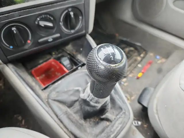 2002 Volkswagen Jetta - Photo 14