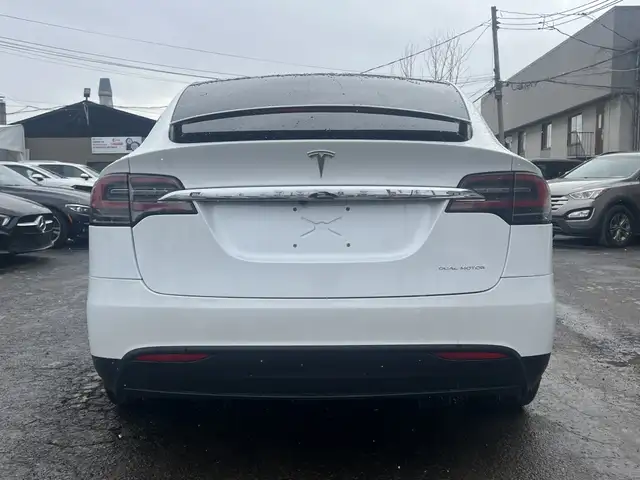 2020 Tesla Model X Long Range Plus AWD - Photo 8