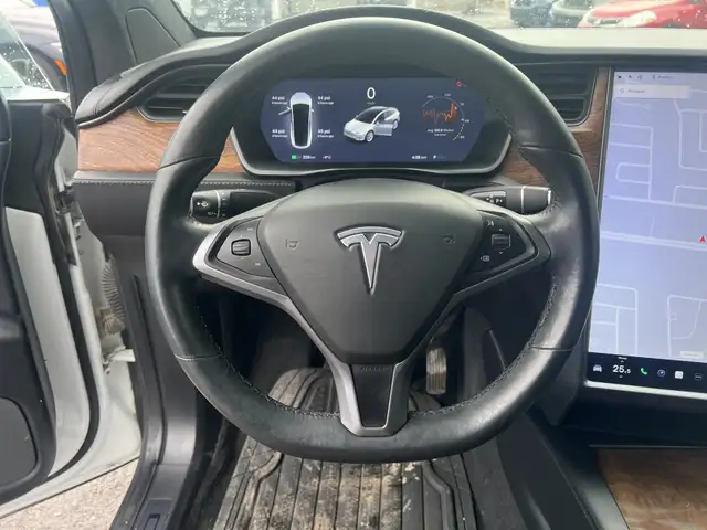 2020 Tesla Model X Long Range Plus AWD - Photo 14