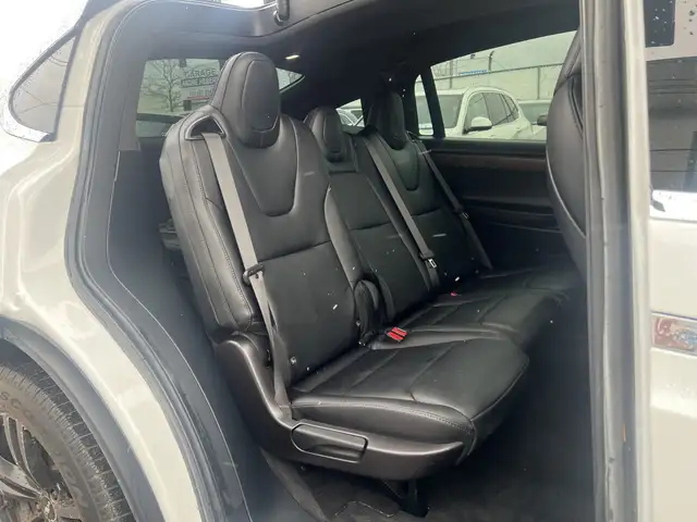 2020 Tesla Model X Long Range Plus AWD - Photo 29