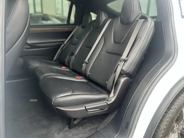 2020 Tesla Model X Long Range Plus AWD - Photo 31
