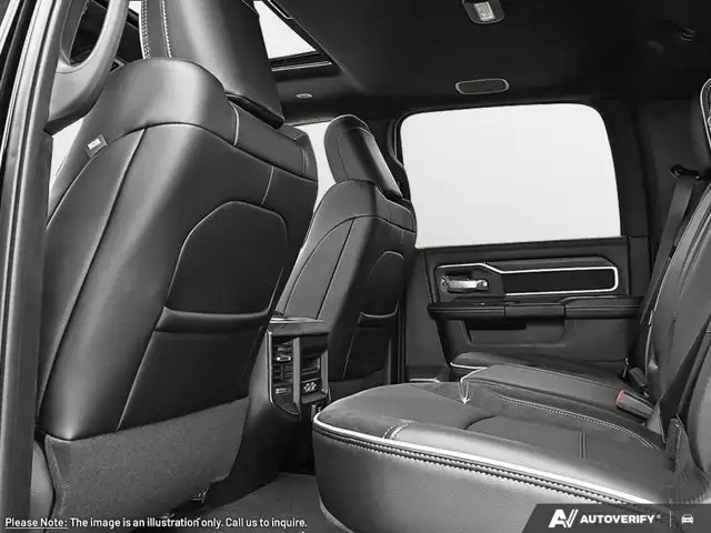 2026 Ram 3500 Laramie | Heated and Cooled Seats | Sunroof - Photo 21