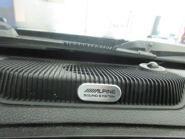 RAM 1500 CLASSIC 2021 WARLOCK V-8 5.7 HEMI 4X4 GPS NAVIGATION AL - Photo 18