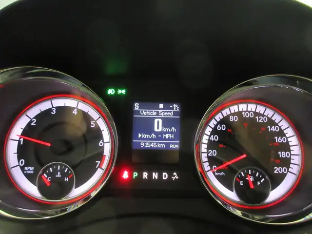 DODGE GRAND CARAVAN 2020 SXT PREMIUM PLUS GPS TV/DVD SIEGES   VO - Photo 8