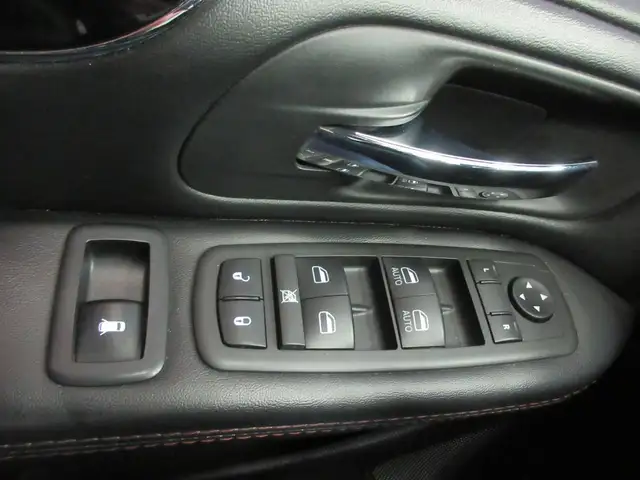 DODGE GRAND CARAVAN 2020 SXT PREMIUM PLUS GPS TV/DVD SIEGES   VO - Photo 12