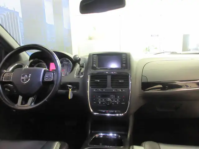 DODGE GRAND CARAVAN 2020 SXT PREMIUM PLUS GPS TV/DVD SIEGES   VO - Photo 23