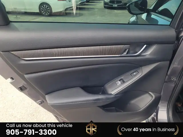 2018 Honda Accord Touring - Photo 32