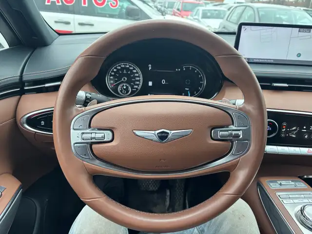 2023 Genesis GV70 2.5T Advanced Plus AWD - Photo 11