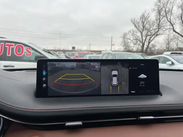 2023 Genesis GV70 2.5T Advanced Plus AWD - Photo 18