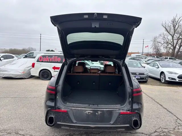 2023 Genesis GV70 2.5T Advanced Plus AWD - Photo 32