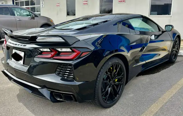 2024 Chevrolet Corvette 2LT - Photo 2