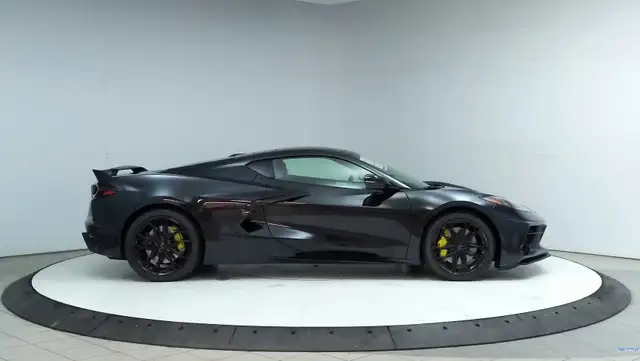 2024 Chevrolet Corvette 2LT - Photo 4