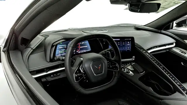 2024 Chevrolet Corvette 2LT - Photo 5