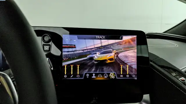 2024 Chevrolet Corvette 2LT - Photo 13