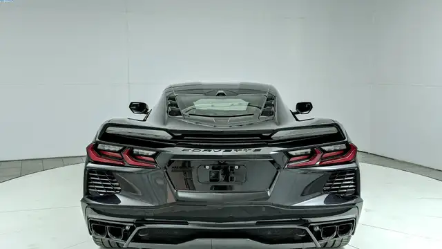 2024 Chevrolet Corvette 2LT - Photo 18