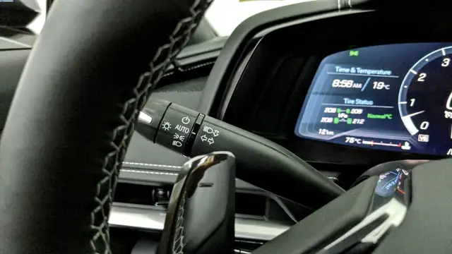 2024 Chevrolet Corvette 2LT - Photo 20