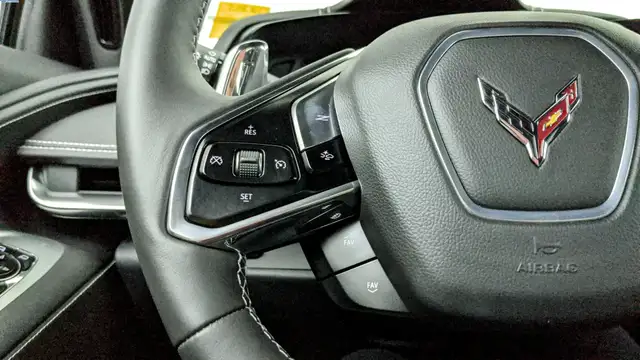 2024 Chevrolet Corvette 2LT - Photo 21