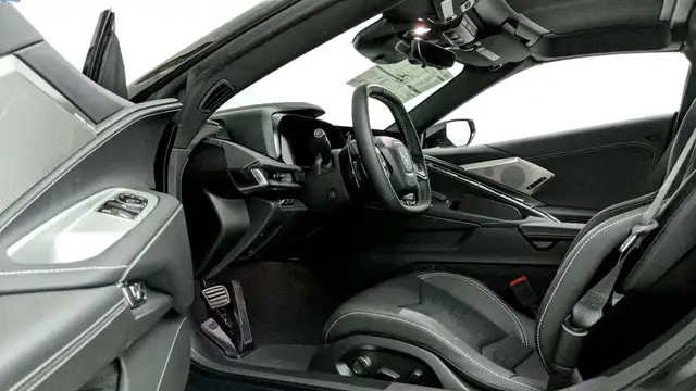 2024 Chevrolet Corvette 2LT - Photo 32