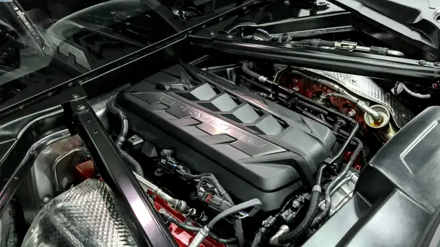 2024 Chevrolet Corvette 2LT - Photo 35